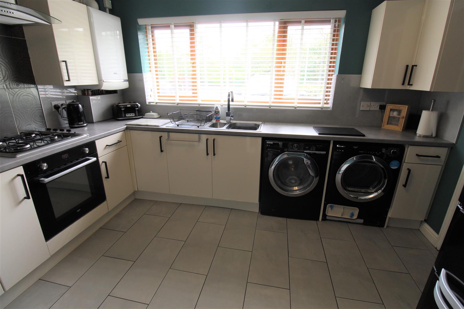 Leek Road, Carmountside, Stoke-On-Trent